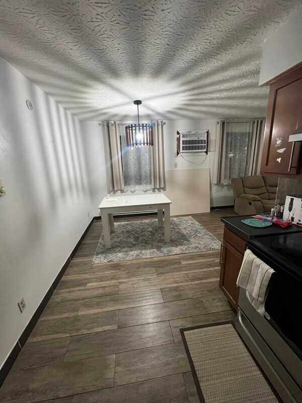 Photo - 1600 Jackson Ln