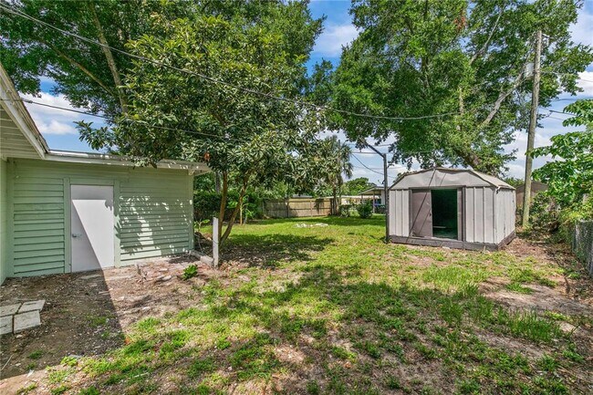 1435 Eden Dr