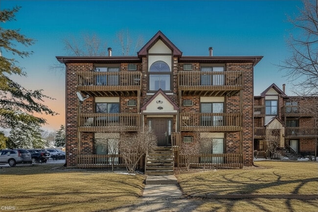 Photo - 431 Berkshire Dr Unit 32