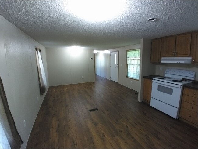 Photo - 1290 Claude Kelly Rd