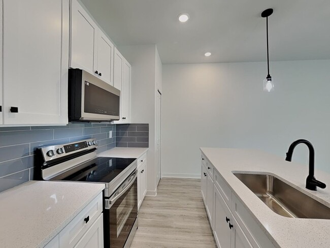 Photo - 4455 29th St SW