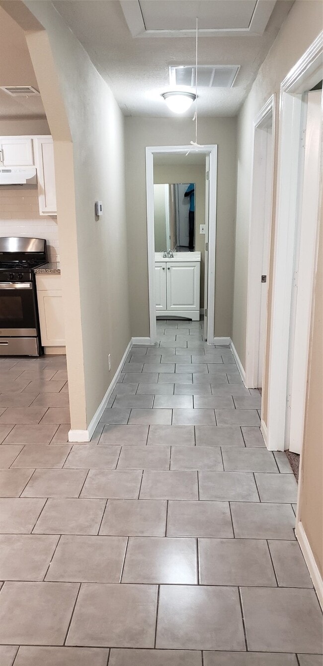 Photo - 6518 Gainesville St