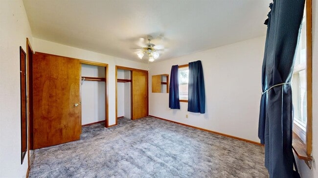 Photo - 9 27th St NW