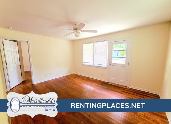 Photo - 1202 Holden Dr