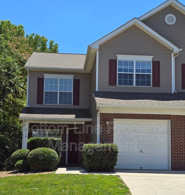 Building Photo - 8630 Carolina Lily Ln