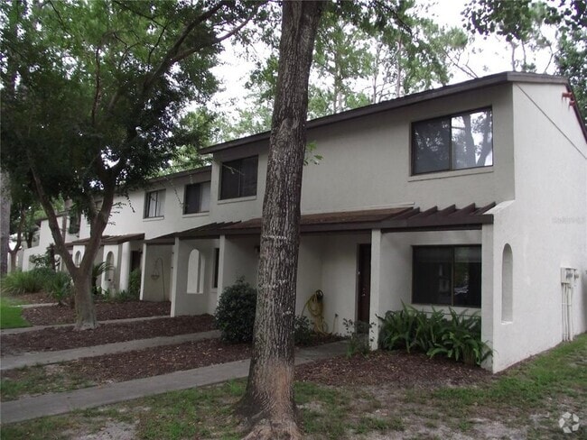 Building Photo - 2635 SW 35th Pl Rental