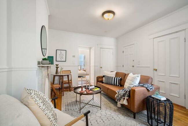 Photo - 110 Elm St Unit 1