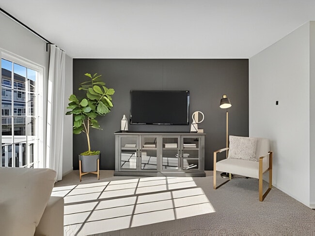 Photo - 367 Bridgeview Ct