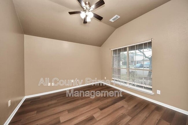 Photo - 6642 High Stone Ln