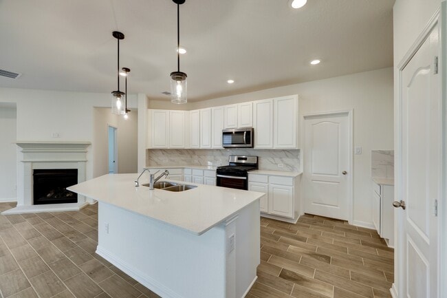 Building Photo - 14626 Hemlock Knl Ln Rental