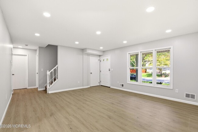 Photo - 1006 Morris Ave