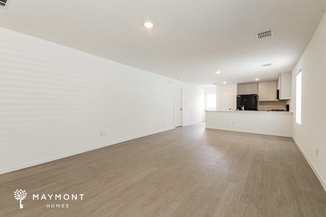 Photo - 2024 Sulky Ln