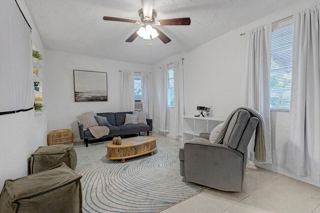 Photo - 335 Malverne Rd