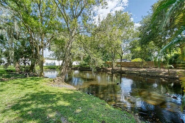 Photo - 114 Arkwright Dr