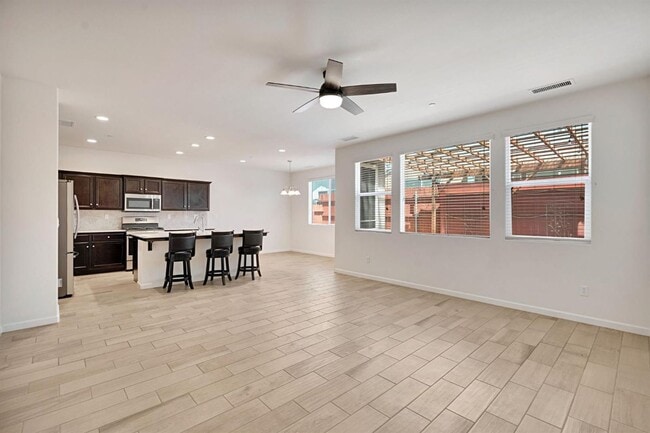 Photo - 2153 Lombard Ln