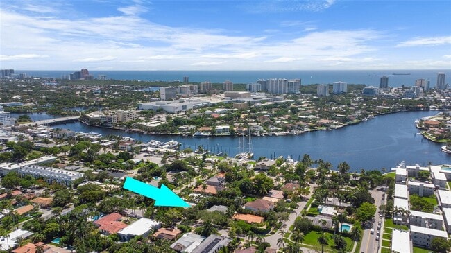 Photo - 726 NE 19th Ave