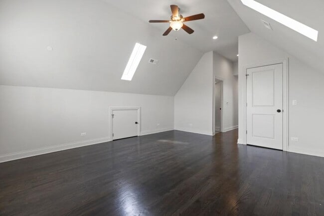 2 bedroom in Chicago IL 60618 - 2 bedroom in Chicago IL 60618 Condo Unit 3