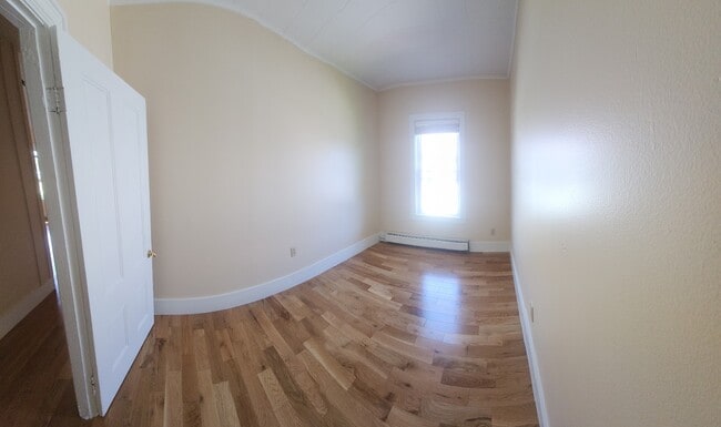 Photo - 21 Loomis St Unit Apt 4