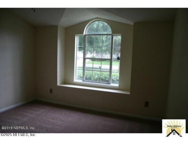 Building Photo - 1714 Chandelier Cir E Rental