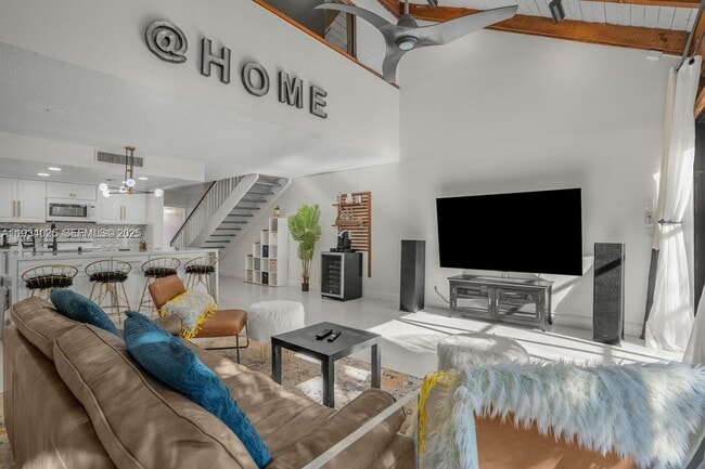 Photo - 1281 W Fairway Rd