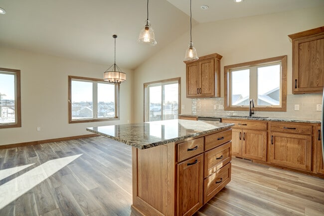 Kitchen/Dinning Room - 805 Blue Mounds St Unit B
