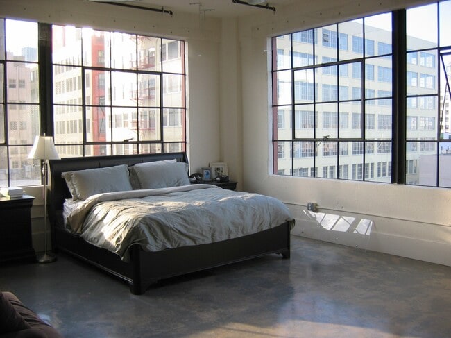 Photo - 315 E 8th St Unit #701