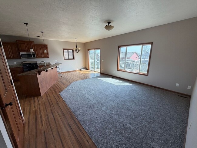 Photo - Feels like a New Home!