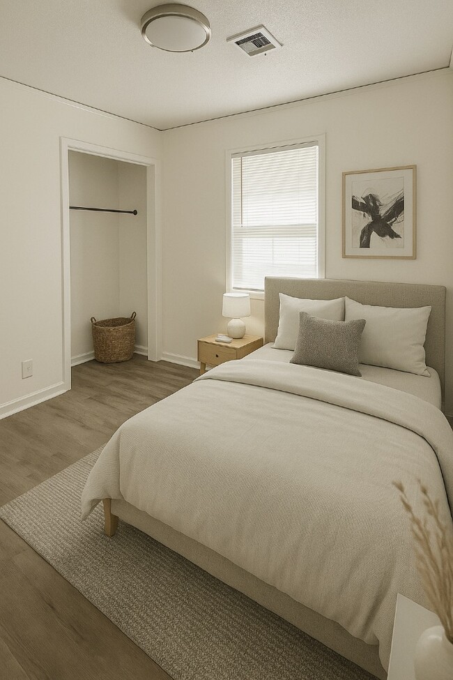 Photo - 3813 Fairfield Dr