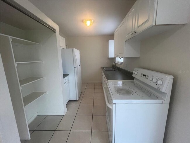 Photo - 21323 Meehan Ave