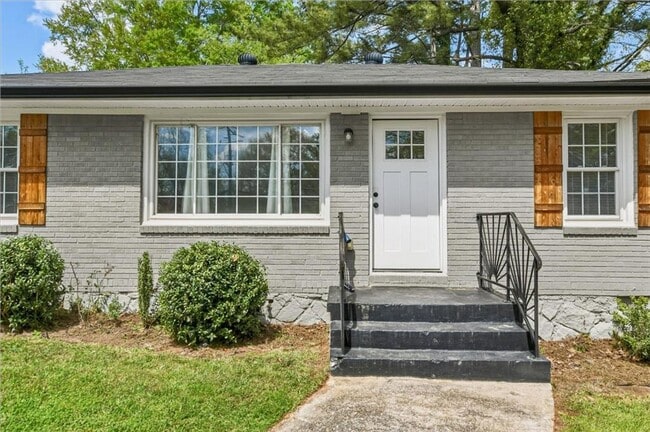 Photo - 2866 Belvedere Ln