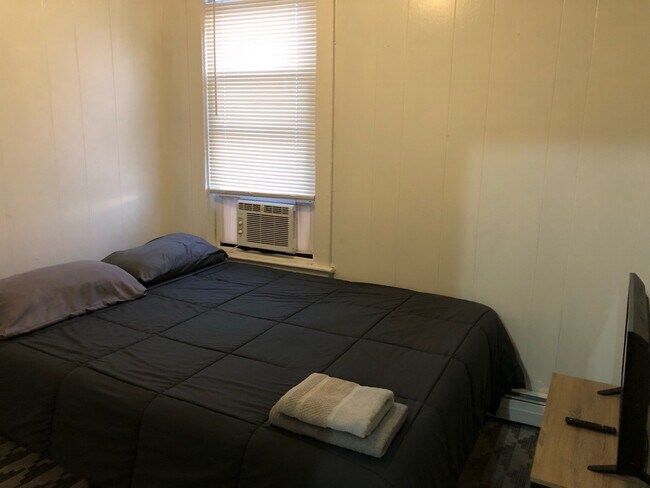 Photo - 740 Edgar Rd