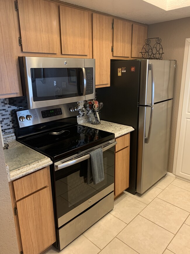 Kitchen - 145 N 74th St Unit Sun Valley Casitas