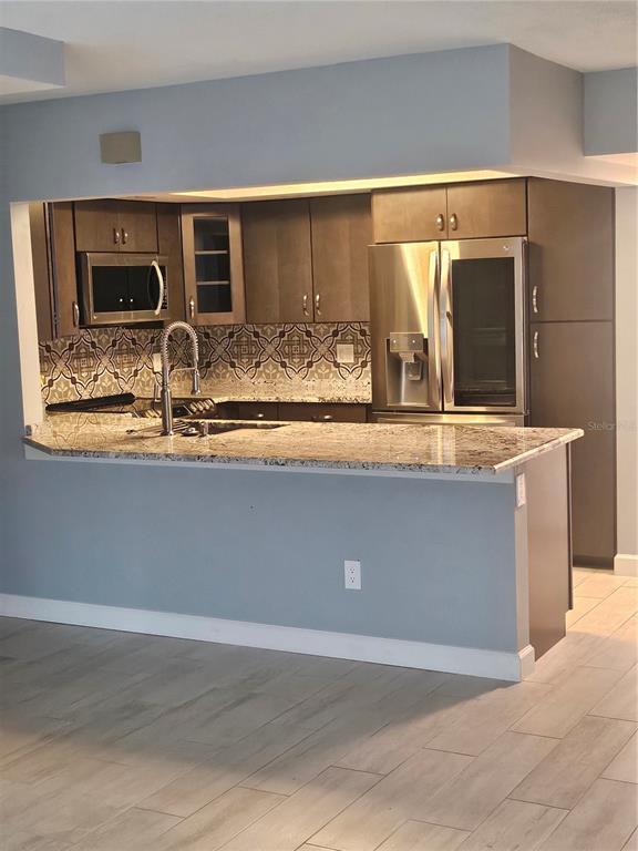 Photo - 5220 Brittany Dr S Unidad 202