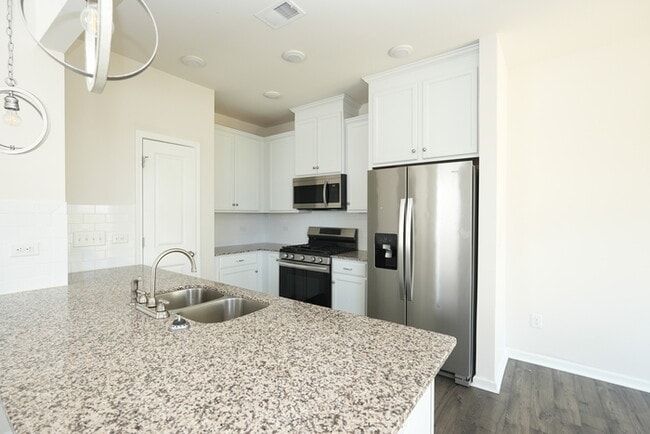 Photo - Beautiful 3-Bedroom 2-Baths Home with Gara...