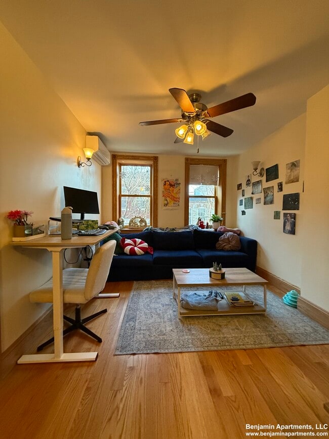 Building Photo - 46 Garden St Unit 2