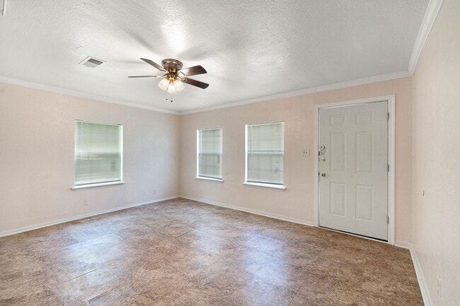 Photo - Lovely Brick 3 Bed/1 Bath Home w/ Large Covered Deck Back Porch w/ Fully-Fenced Yard