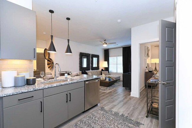 Photo - Available Now – Beautiful Apartment for Rent Unit ALMF