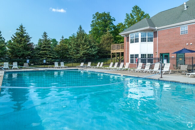 Pool - Highlands of Heritage Woods