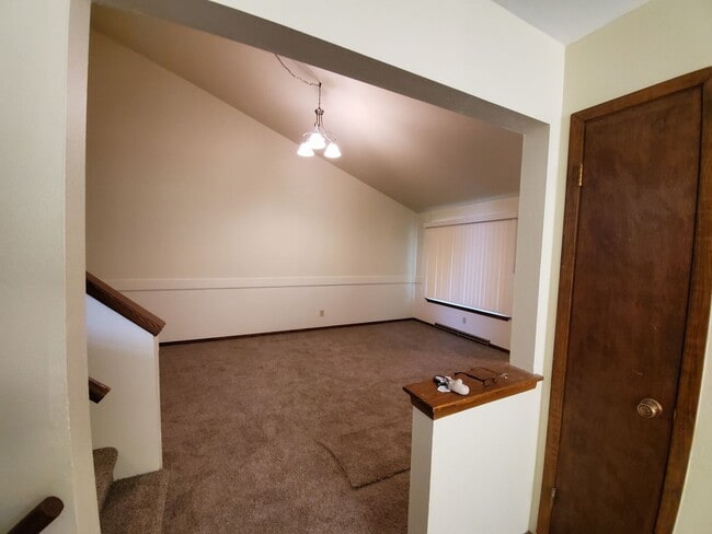 Photo - Spacious 3 Bedrooms 2 Baths Townhome Available