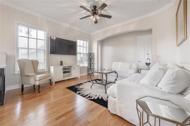 Photo - 2920-2922 Hansen Manor Ln