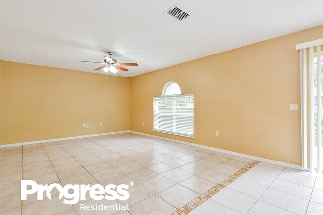 Photo - 2047 Galahad Dr