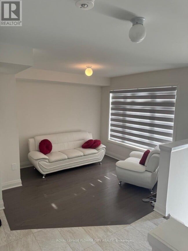 Photo - 591 Port Darlington Rd