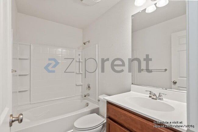 Photo - 437 Palmer Ave