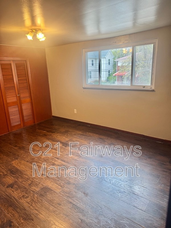 Photo - 350 Wylie Ave