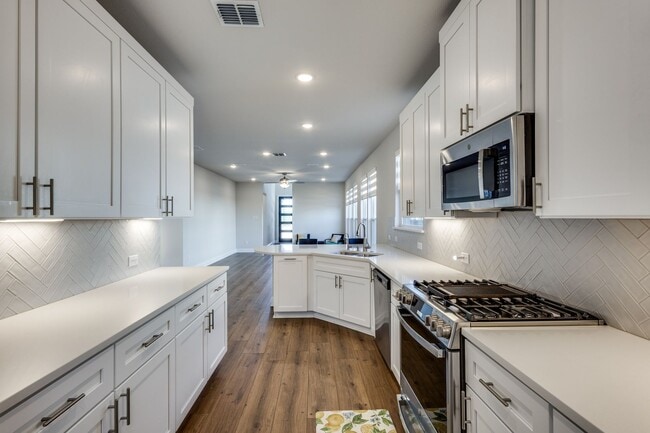 Photo - 10538 Downy Cup Dr