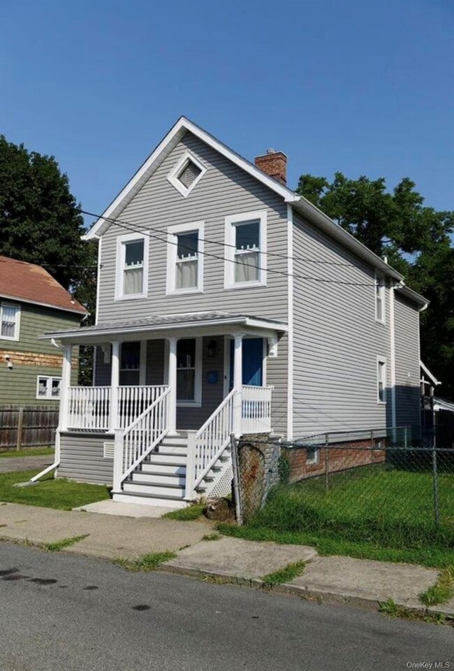 14 S Cedar St