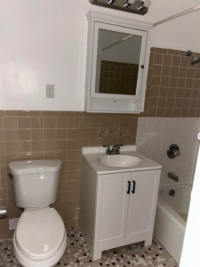 Photo - 708 JFK Blvd E Unit Apt B3