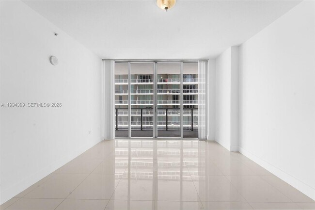 Photo - 79 SW 12th St Unit 2108-S