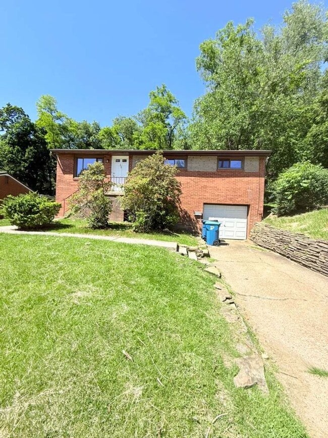 Photo - Fabulous 3 bed 1 bath House in Penn Hills