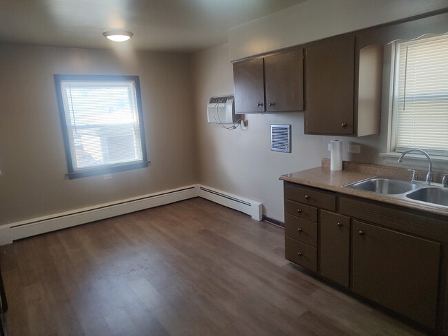 Building Photo - 510 S NW Hwy Unit #2W